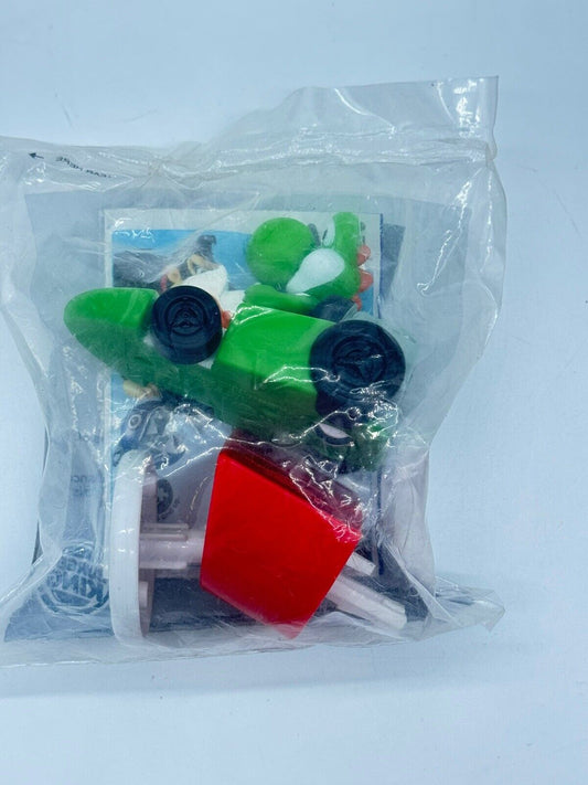 2008 Burger King Toy Nintendo Wii Yoshi Mario Kart Toy in Package