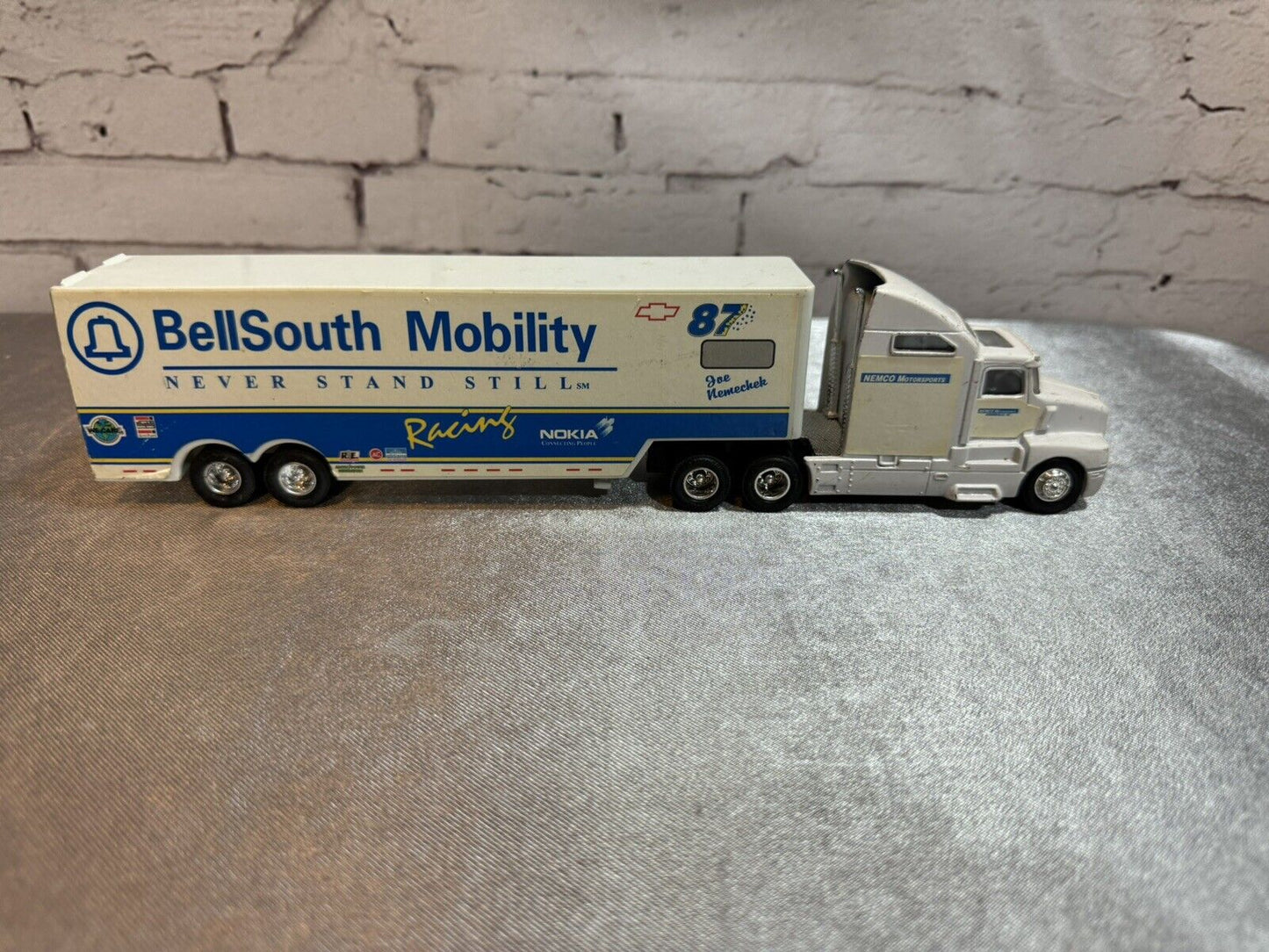 Vintage 1996 Racing Champions BellSouth Mobility Semi Truck & Trailer Nascar #87