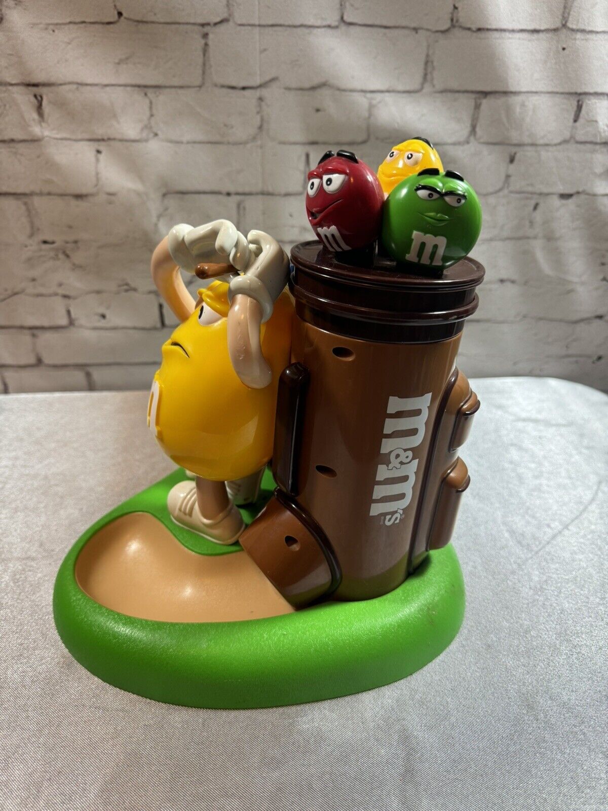 Vintage - MM M&M's Mulligan-ville Golf Collectible Candy Dispenser Yellow Red