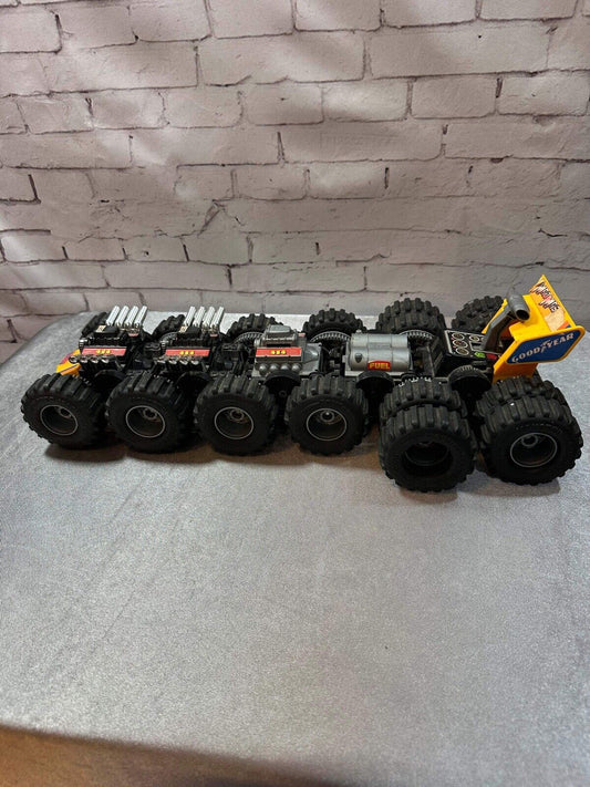 Vintage 1986 TOMY Mad Masher Monster Machine VTY 003