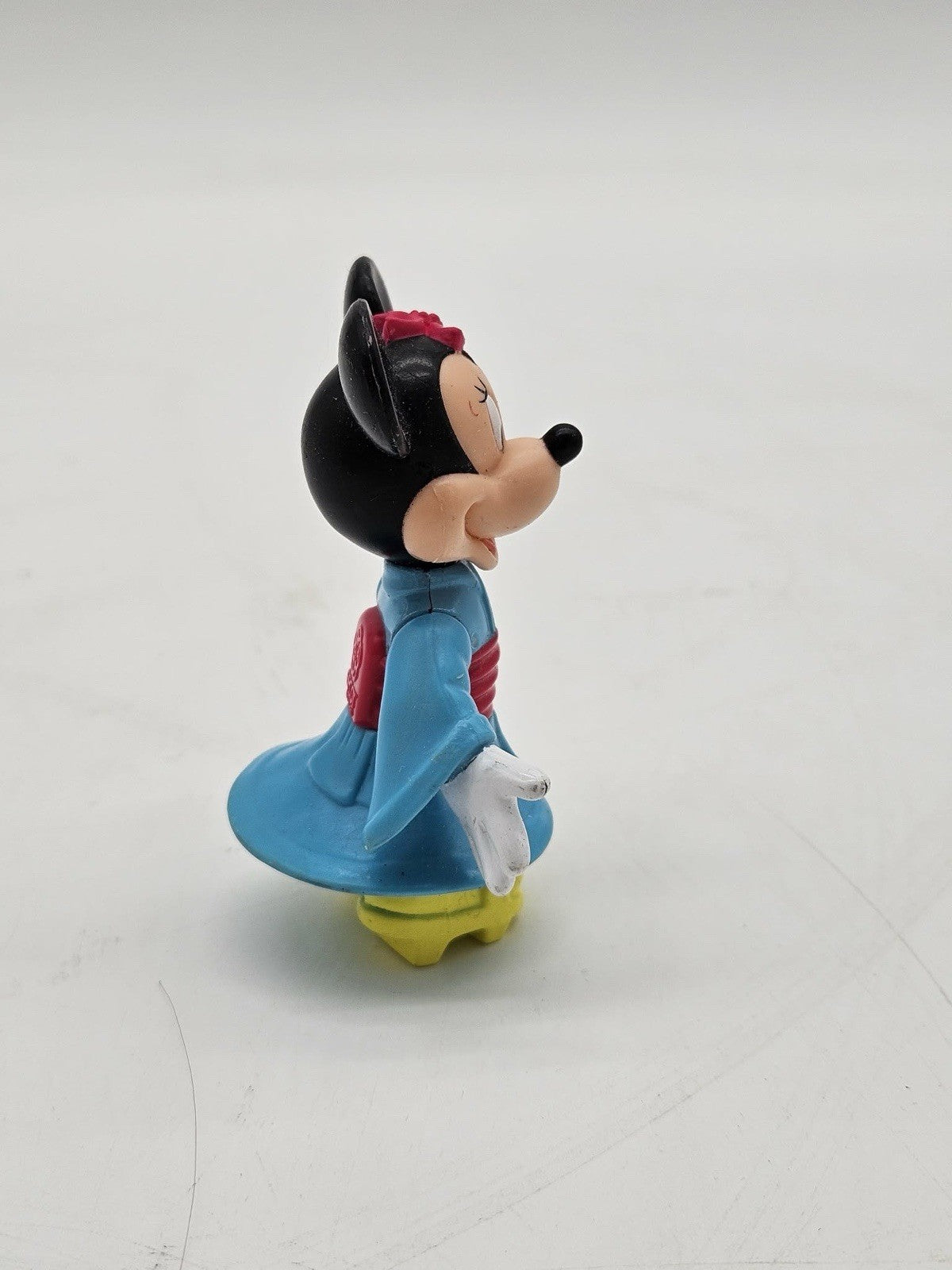 Epcot Center Minnie Mouse Blue Kimono Dress Toy Figure Disney Parks Vintage 1993
