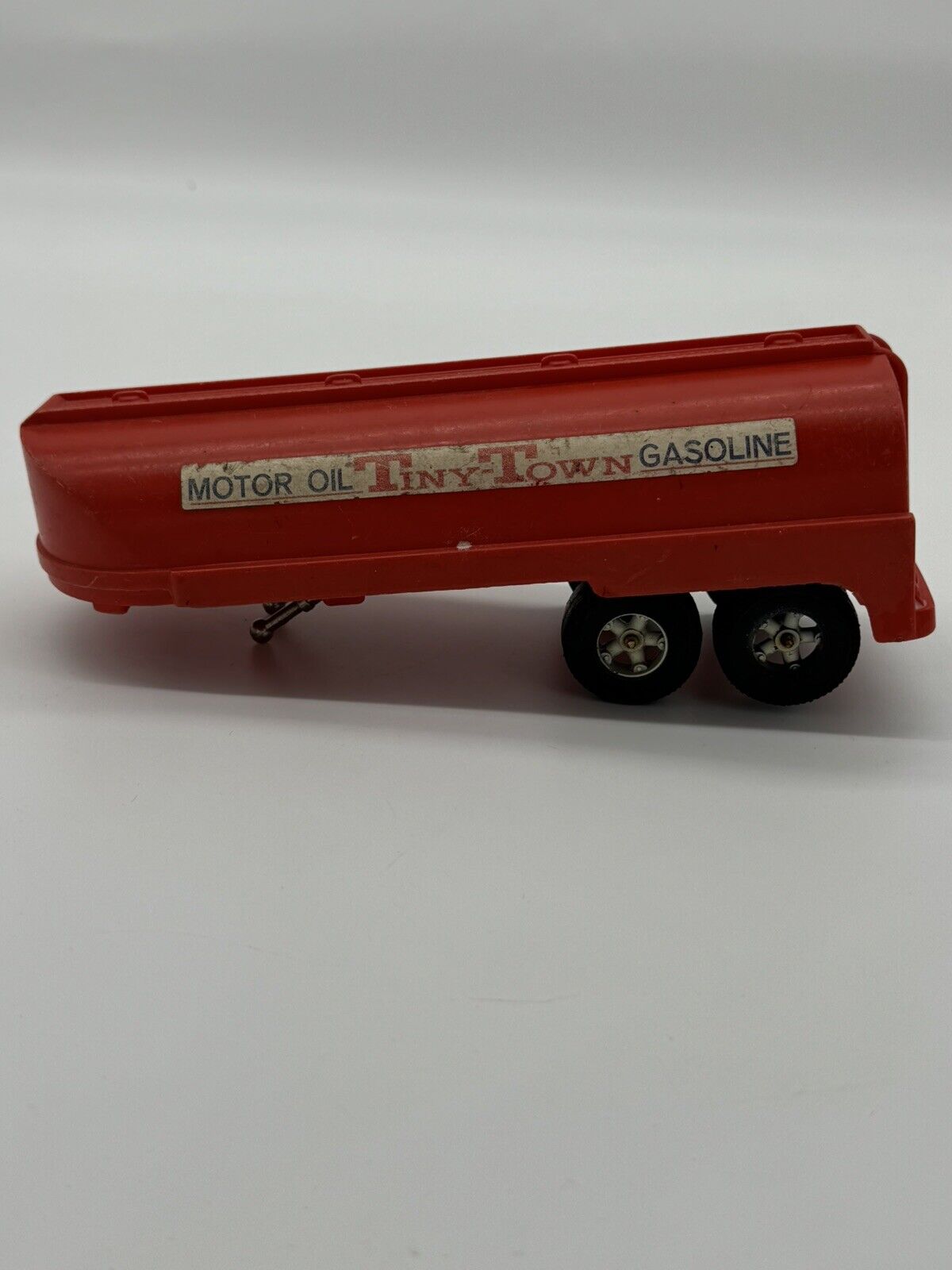 Vintage Hubley Kiddie Toy Tiny Town Motor Oil & Gasoline Tanker 1950's Red 005