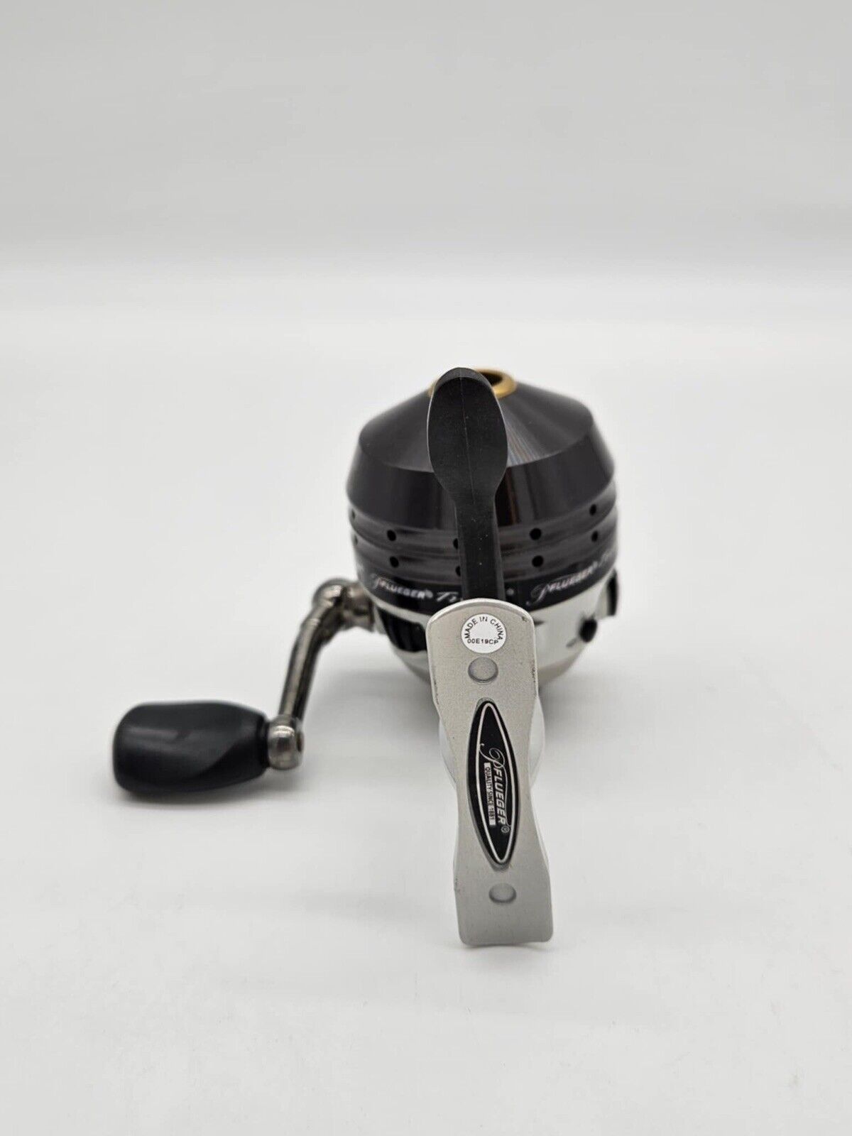Pflueger Trion Spincasting Fishing Reel - Pre-owned