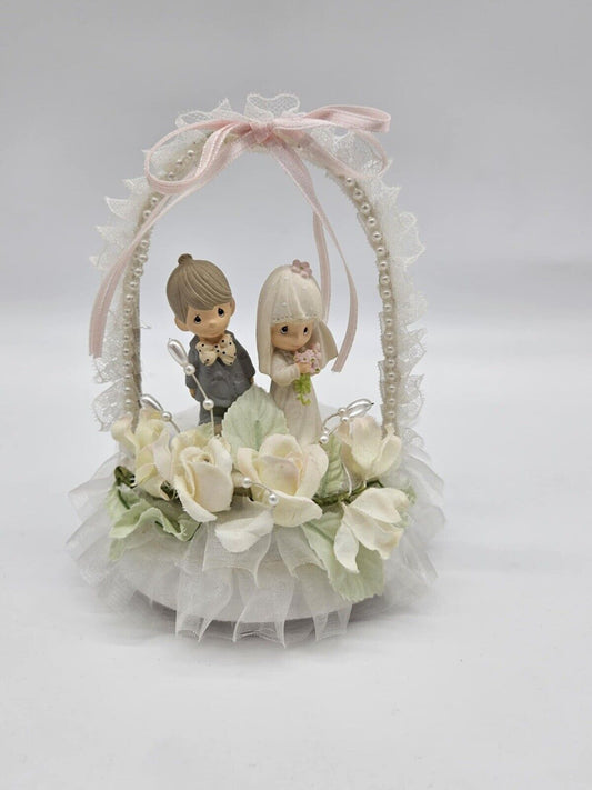 Vintage Precious Moments Musical Figurine Bride & Groom Wedding Cake Topper 1990