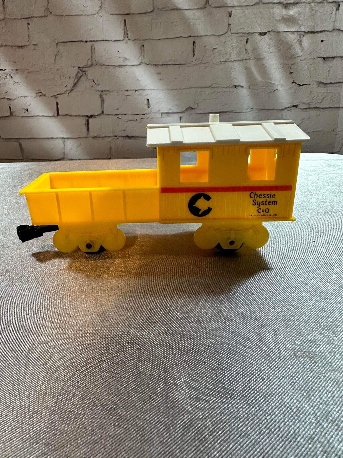 Vintage The Chessie Battery Diesel Train - 1976 Durham Rail Power NO.8816 VTY