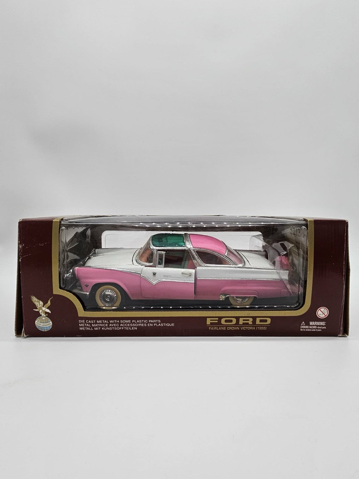 Road Legends 1/18 Diecast Pink & White 1955 Ford Fairlane Crown Victoria #92138