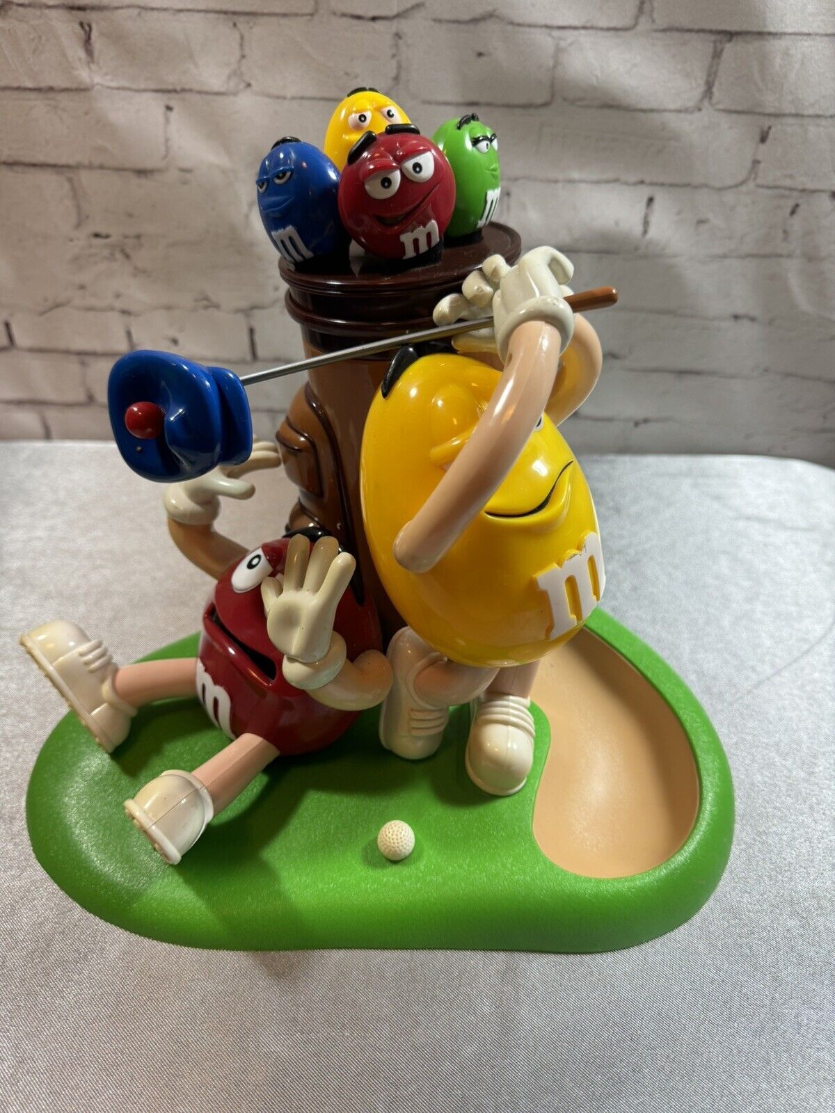 Vintage - MM M&M's Mulligan-ville Golf Collectible Candy Dispenser Yellow Red