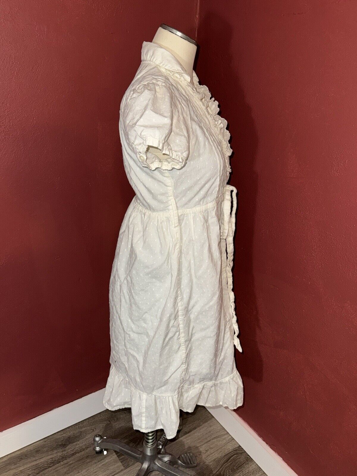 dELiA Short Sleeve Lined Cream - ivory Wrap Mini Dress Size 7/8