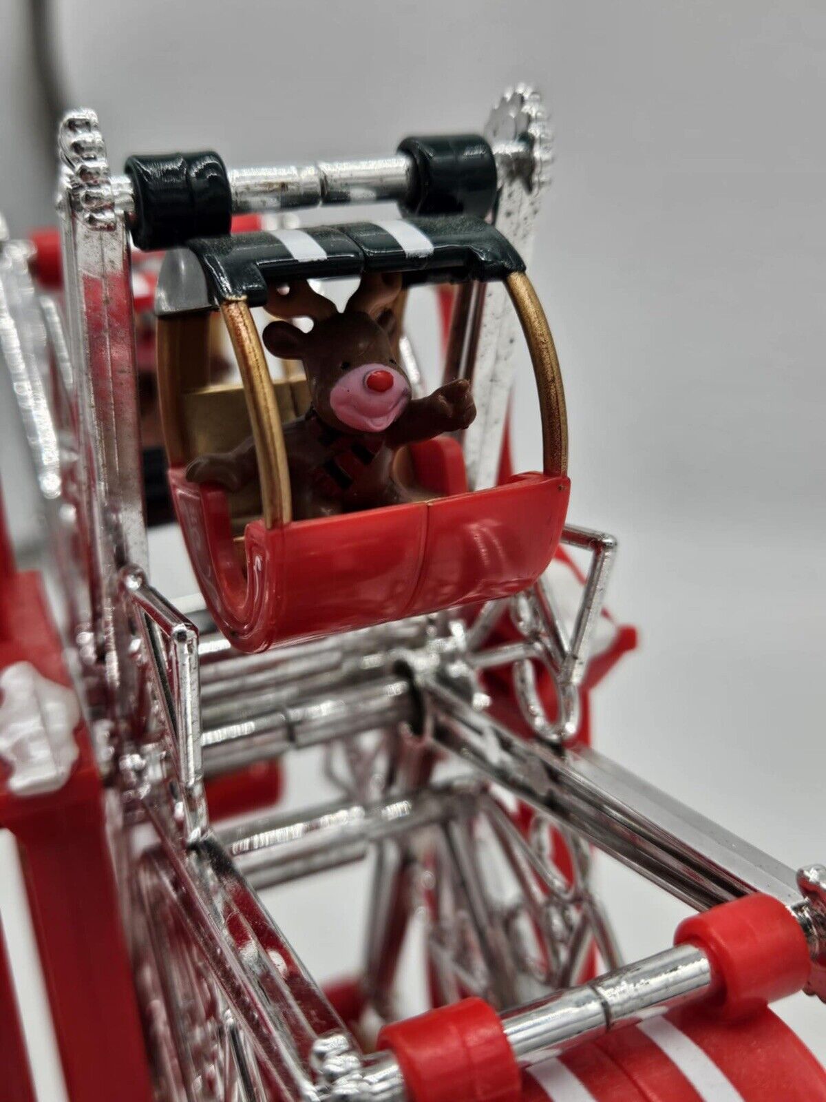 Holiday Ferris Wheel by Maisto Rotating Animated Musical Battery Powered Working