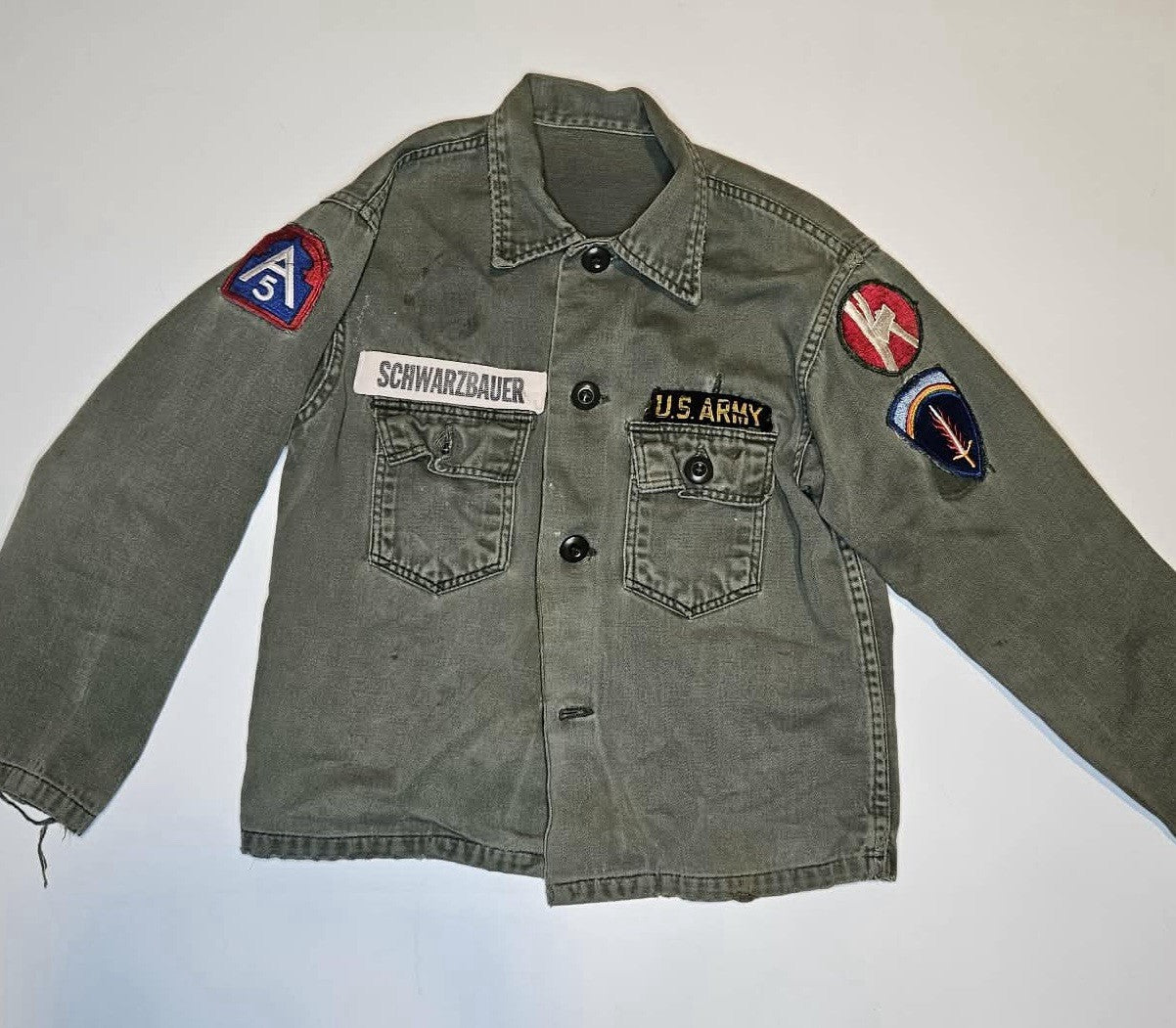 Vintage U.S. Army OG-107 Utility Shirt Jacket Patches Name Tape Small