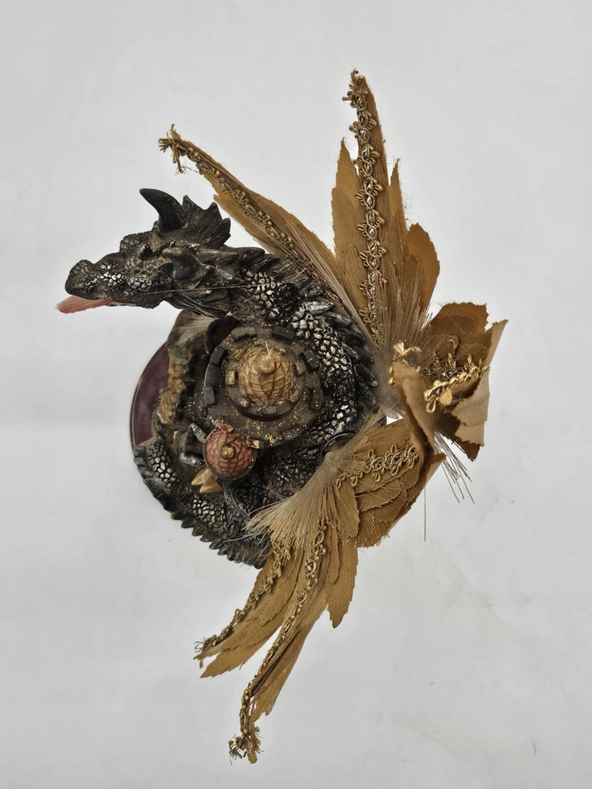 Dragon Guarding its Castle Statuette - Chambord Collection