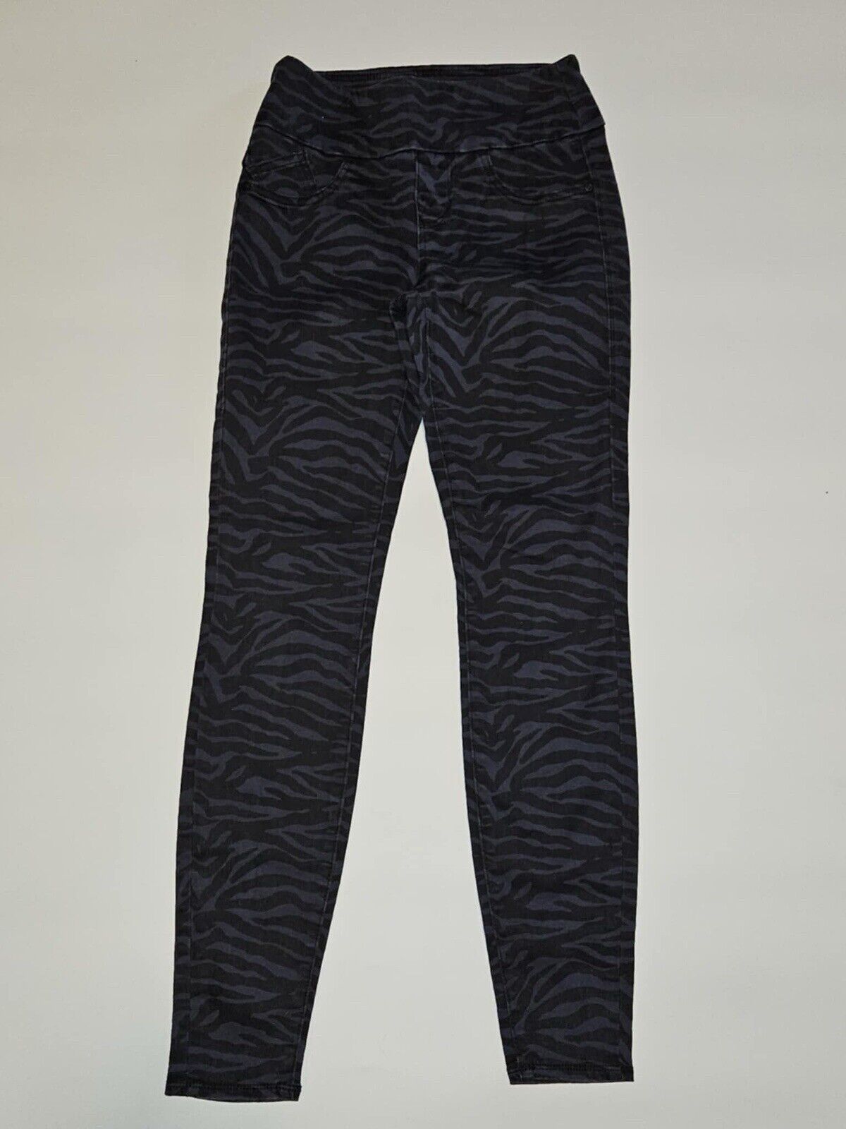 Rock & Republic Jeans, Womens Size 4 Fever Pull On Purple Zebra Sz 4 Slimming