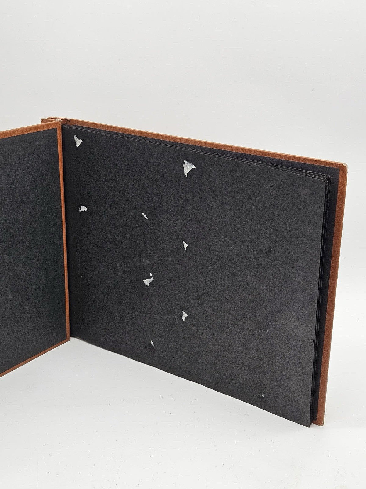 VINTAGE 1940'S PHOTO ALBUM