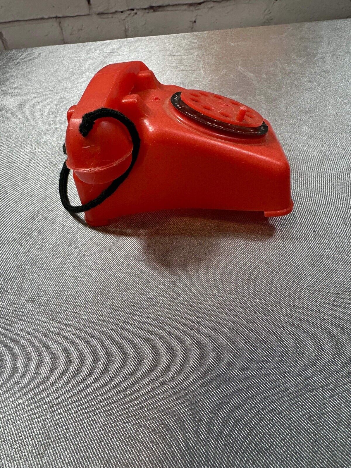 VINTAGE THE STEEL STAMPING CO. TOY ROTARY PHONE LORAIN O RED TELEPHONE VTY 003