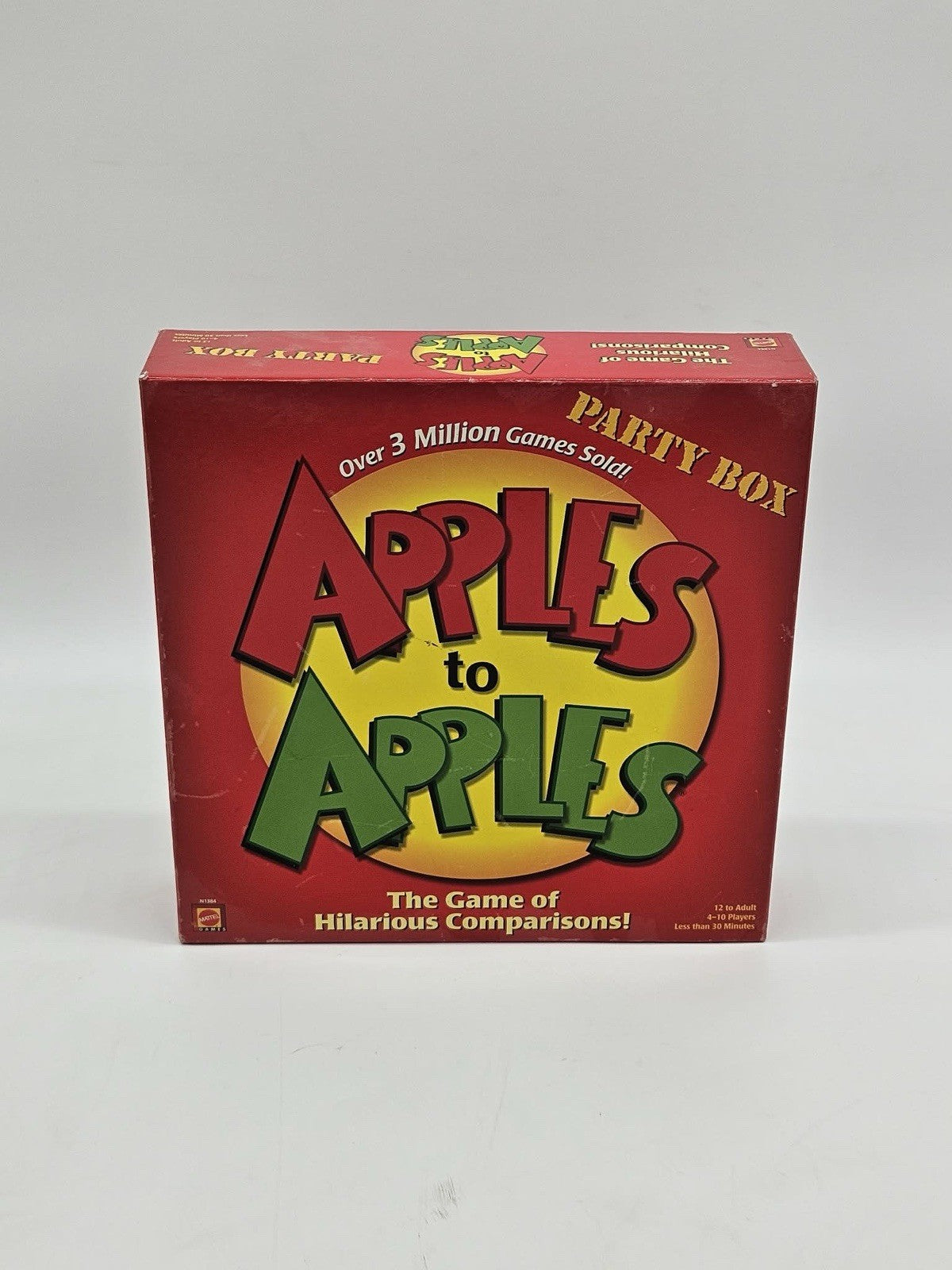 Apples to Apples  The game of hilarious comparisons Party Box Mattel 2007