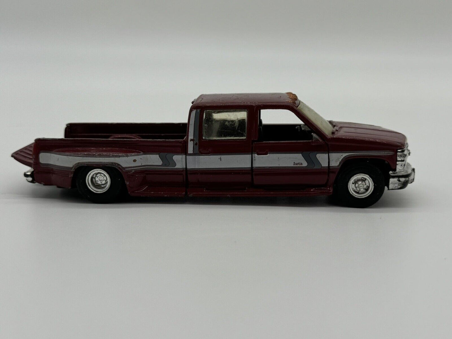 Road Champs 1:43 Scale Chevrolet Big Dooley Pickup Dark Red Version 006