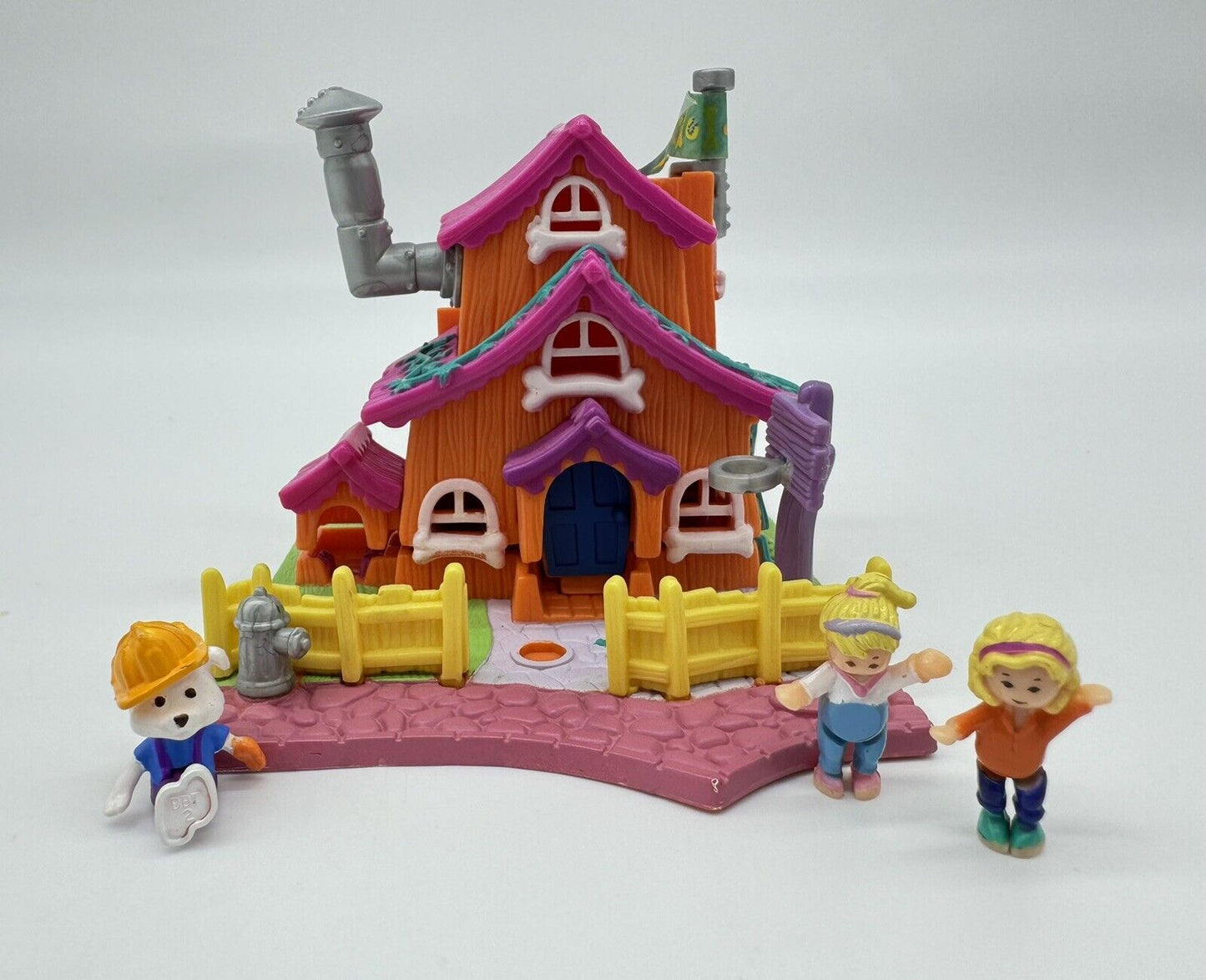 Polly Pocket 1994 Bluebird Animal Wonderland Dog House Playset COMPLETE