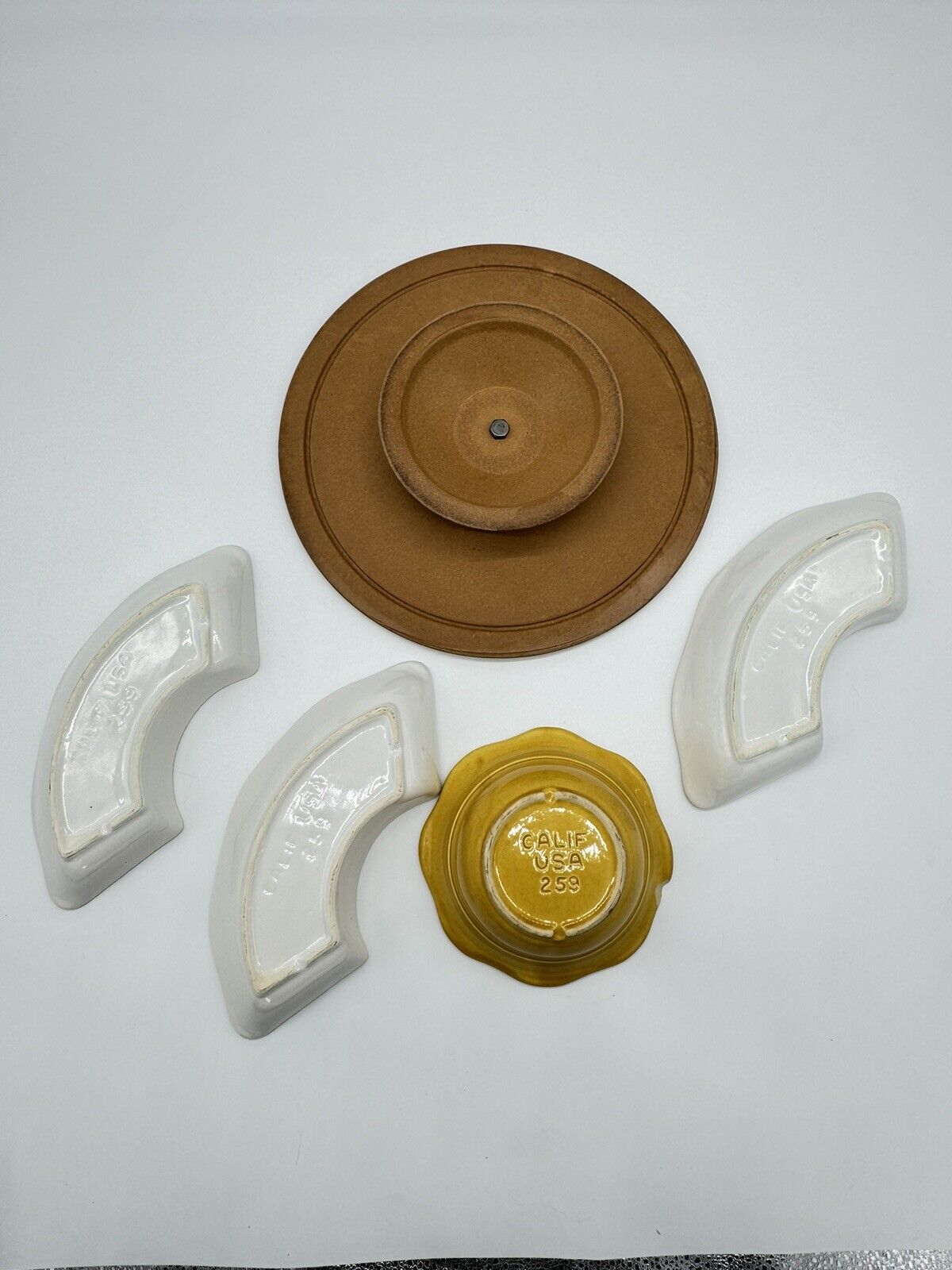 Vtg. CALIFORNIA POTTERY USA 259 Wooden Lazy Susan Relish/Chips/Serving Dishes