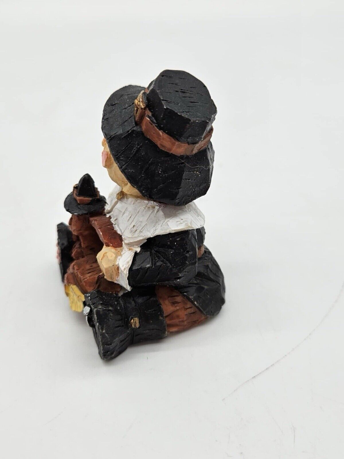 Fall Autumn Harvest Decor - Pilgrim Shelf Sitter