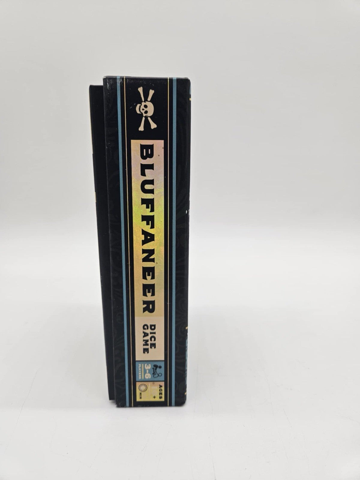 BLUFFANEER Dice Game -- 3-6 Players Ages 10+ -- 15min Game -- NEW Sealed