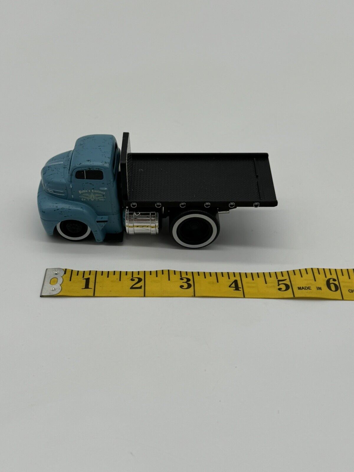 Maisto #01 Muscle Machines Transports 1950 Ford COE Flatbed 005