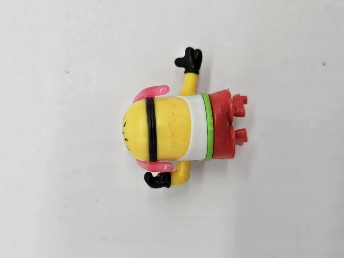 Minions Mini Despicable Me Figurine With Glasses