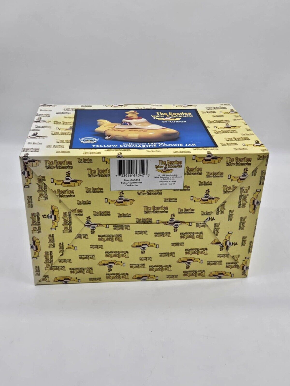 Vintage Beatles Yellow Submarine Cookie Jar Vandor 1999 RARE Original Box JB01