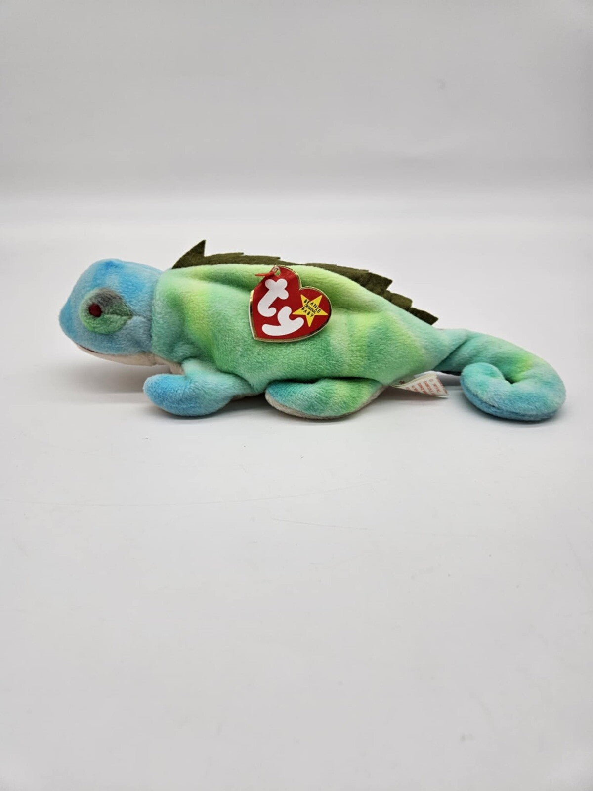 Ty Beanie Baby 9 inch TieDye Rainbow “Iggy” 1997 Rare Retired August 12 Birthday