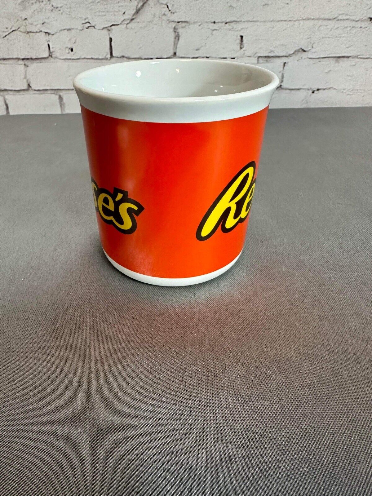 Reese's Peanut Butter Cup Coffee Mug Cup Galerie Set Of Two Mugs Cups- VERY NICE
