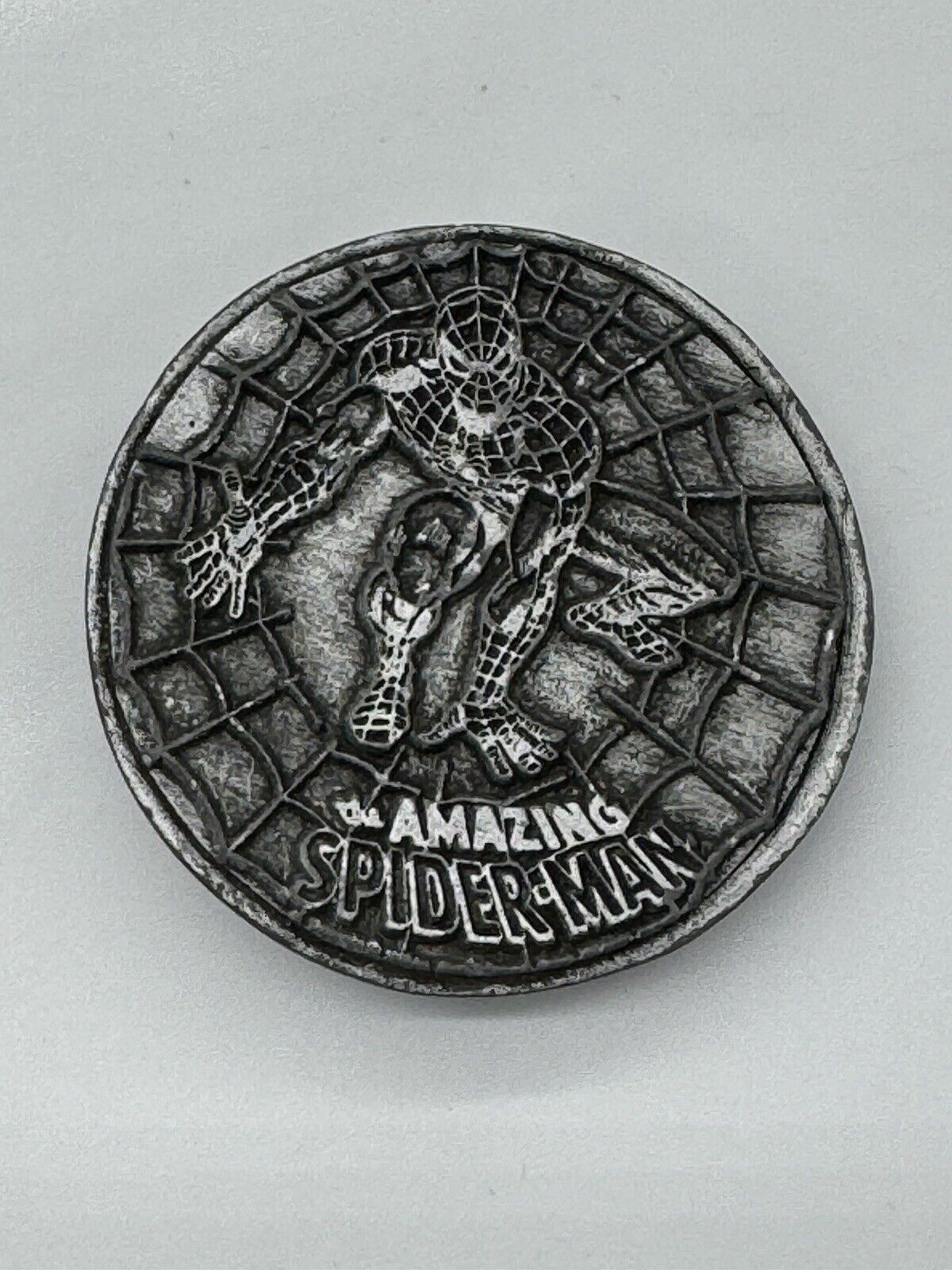 VTG. ORIGINAL 1975 LEE & MARVEL COMICS THE AMAZING SPIDER-MAN BELT BUCKLE