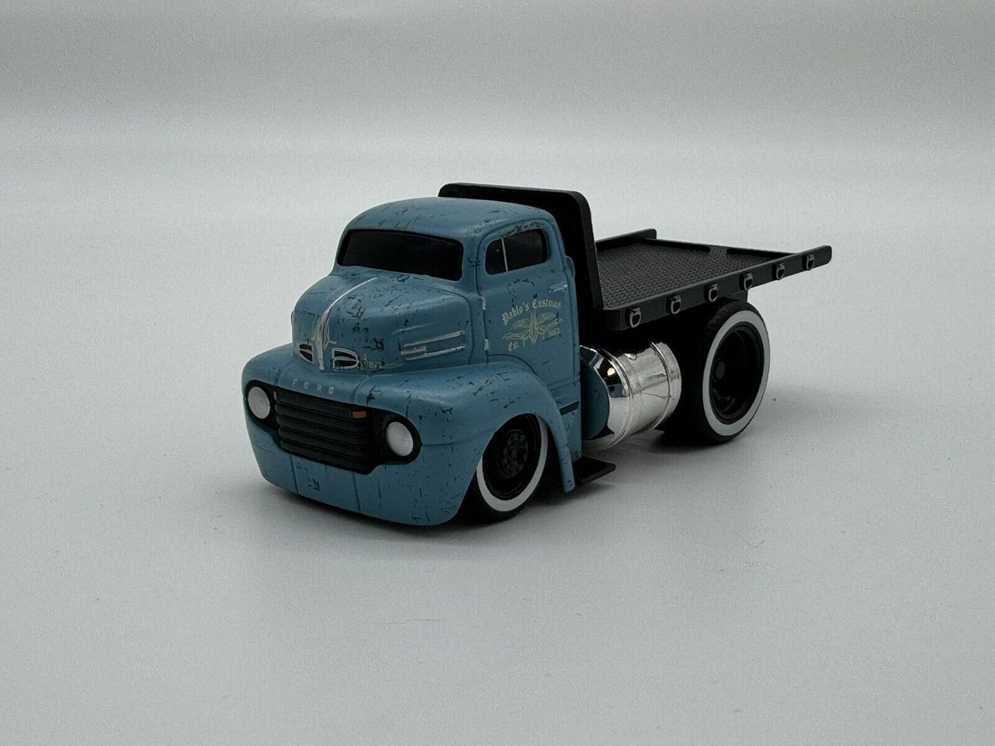 Maisto #01 Muscle Machines Transports 1950 Ford COE Flatbed 005