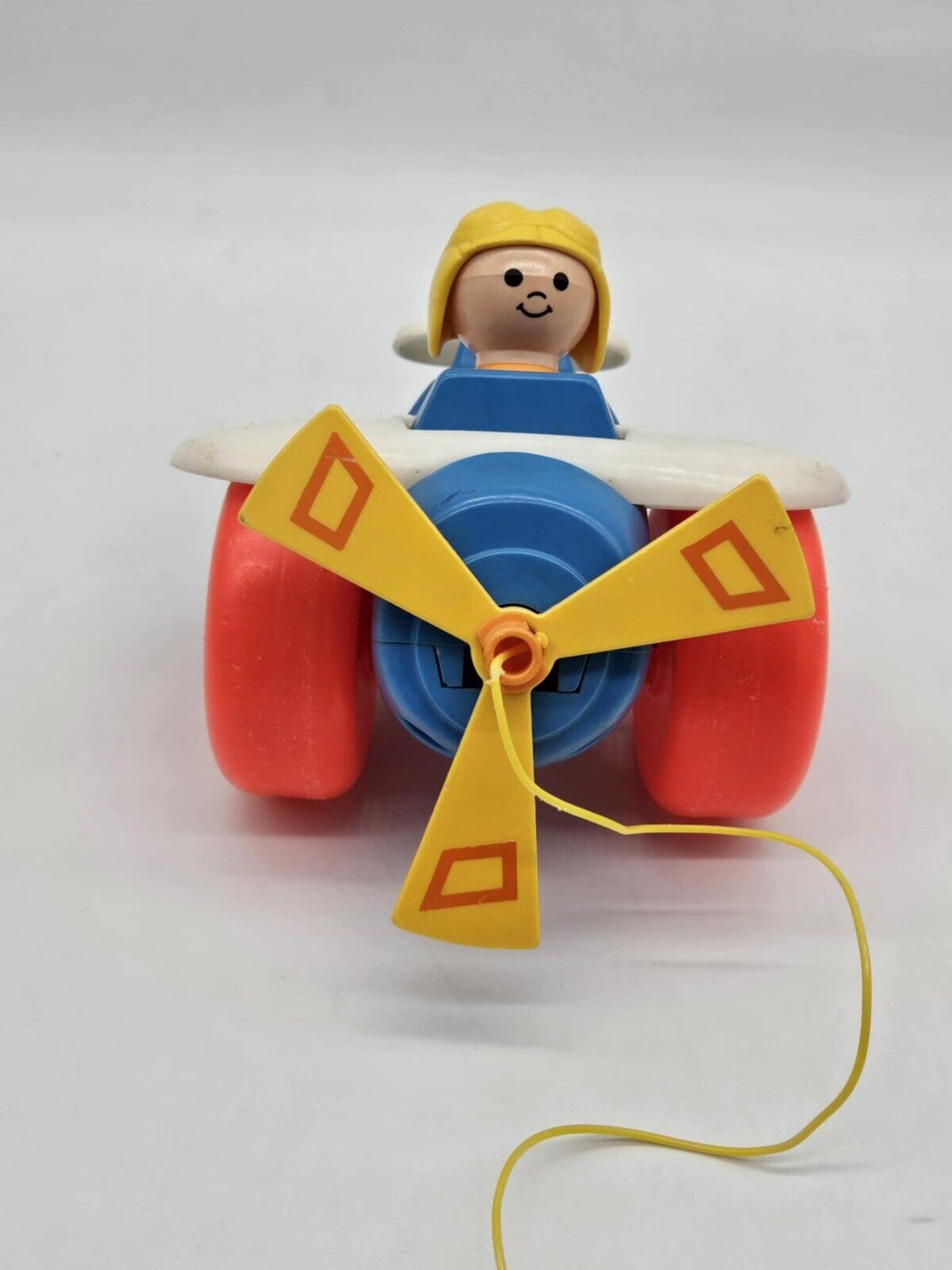 Vintage Fisher Price LITTLE PEOPLE 1980 AIRPLANE PULL TOY Pilot Toddler Plane