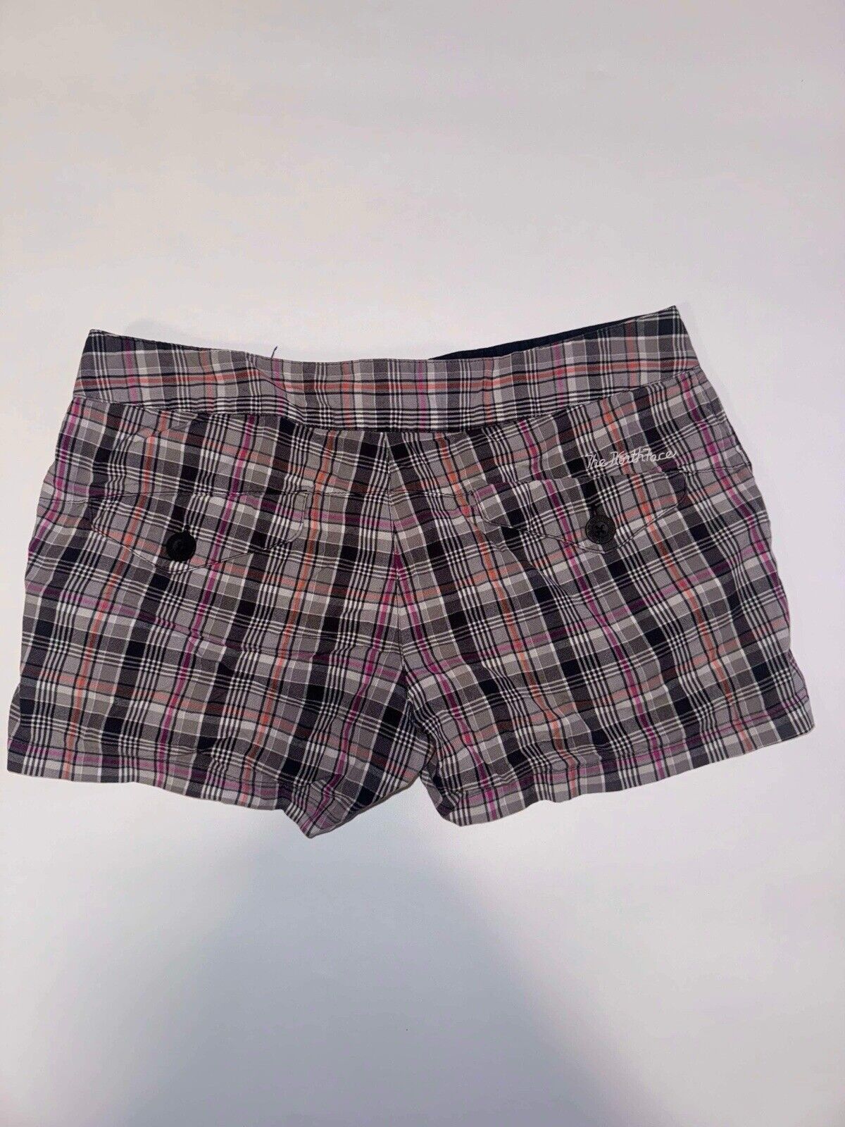 The North Face Women's 100% Nylon Pink Plaid Mid Rise Shorts Size 10 Reg.