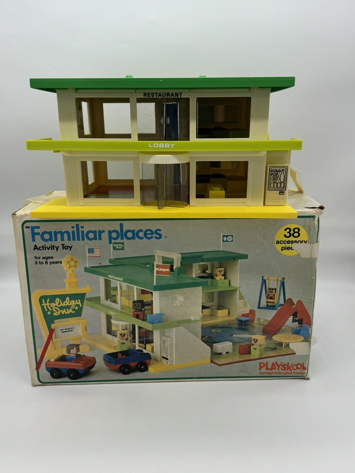 Vintage Playskool Holiday Inn Familiar Places Activity Toy Set 480 W/ BOX