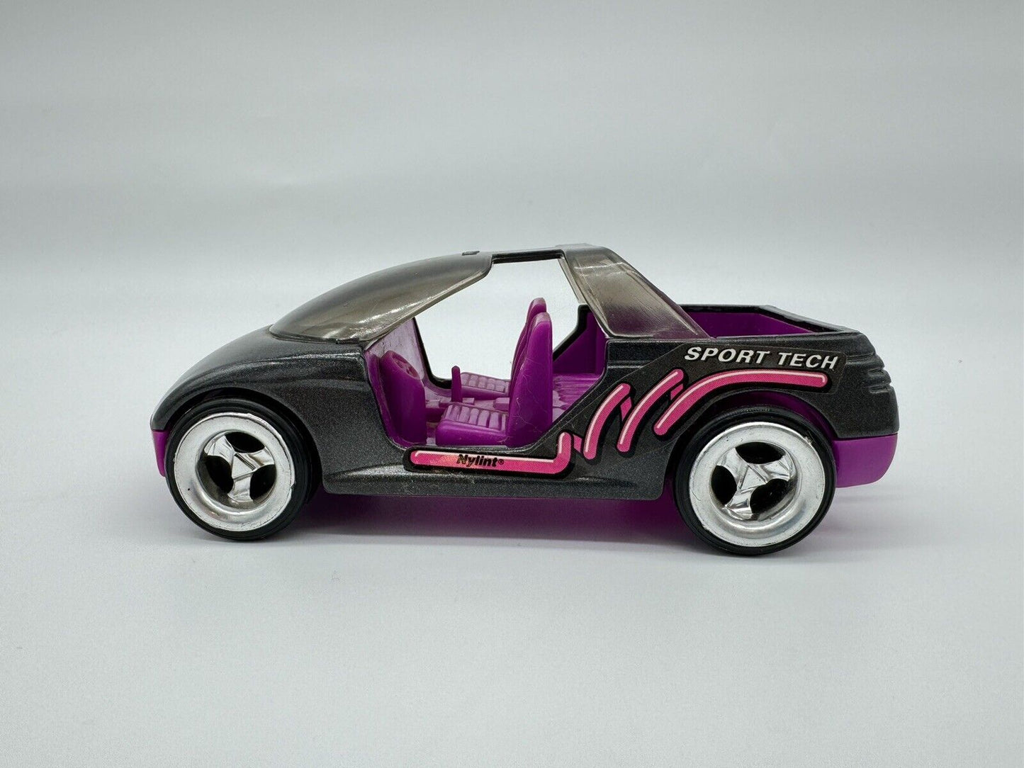 Nylint No. 2005 TECH THREE Concept 2001 Series Sport Tech