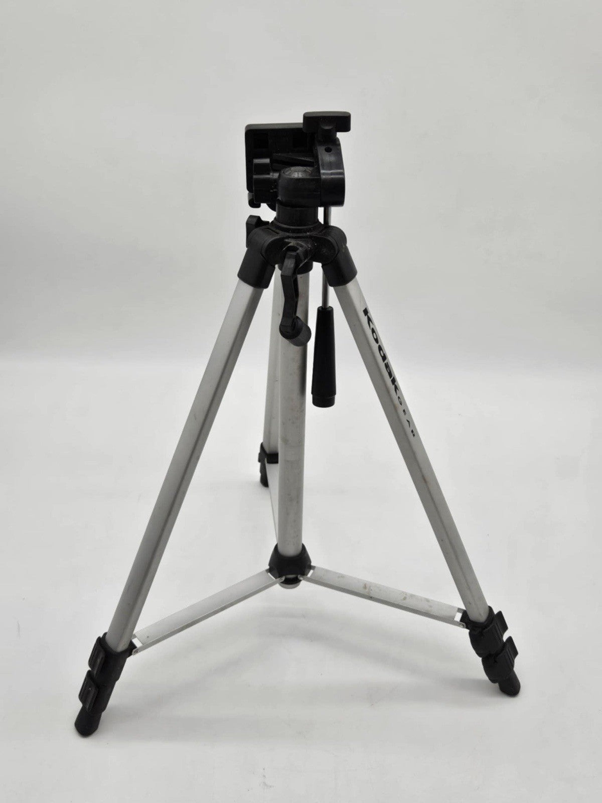 Kodak LIGHT ALUMINUM TRIPOD ~ Max Height of 54”