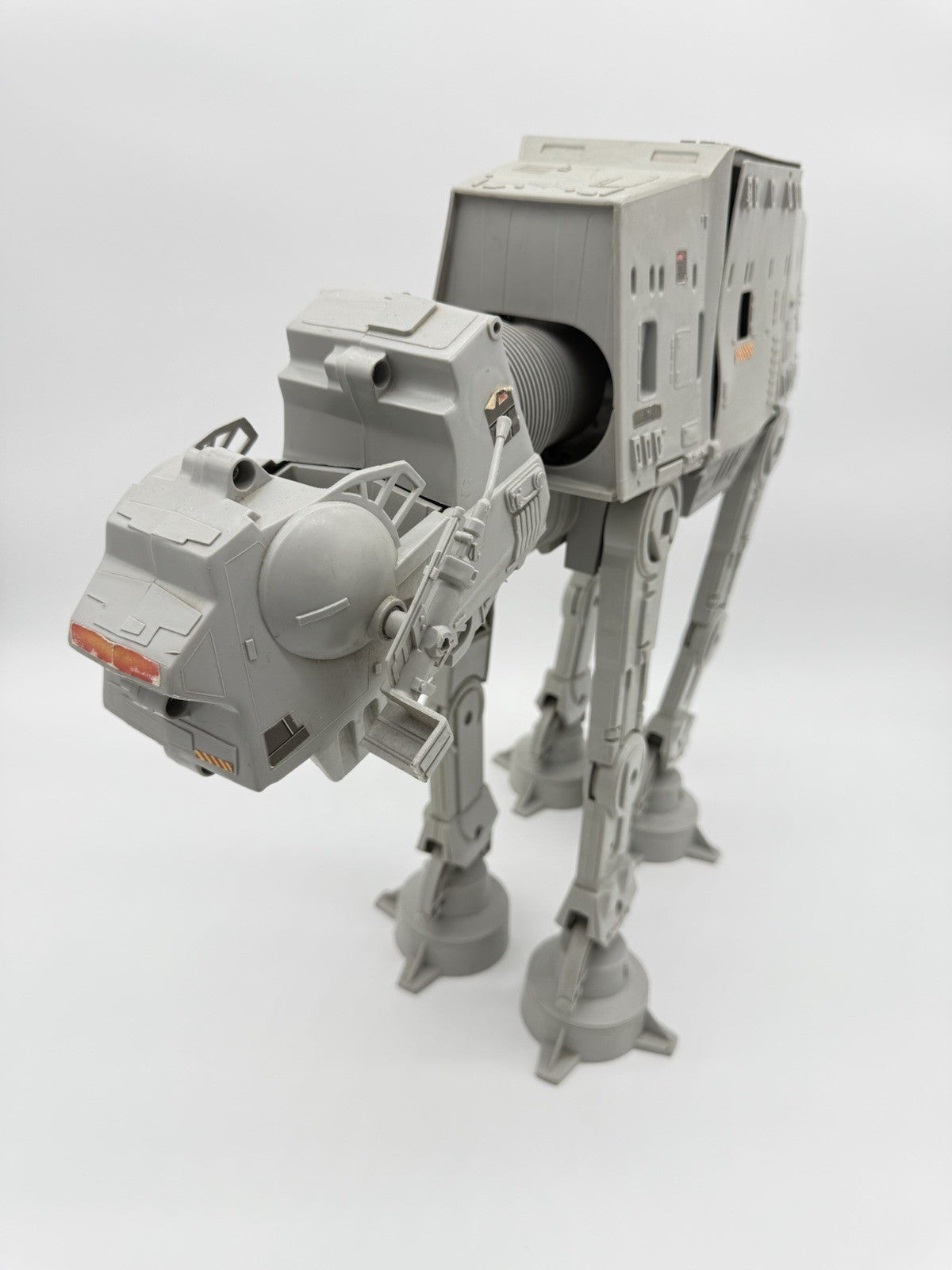 VTG Star Wars AT-AT Electronic Imperial Walker Kenner LFL 1981 - Damaged Side