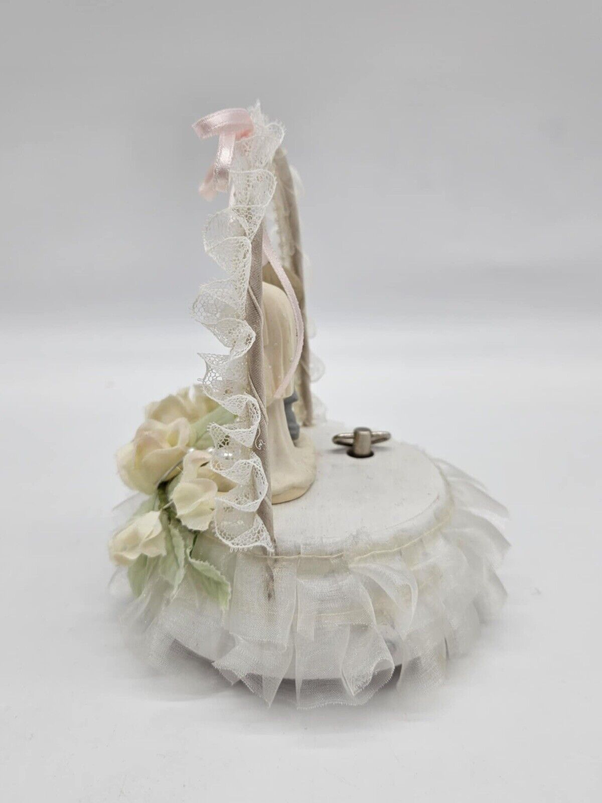 Vintage Precious Moments Musical Figurine Bride & Groom Wedding Cake Topper 1990