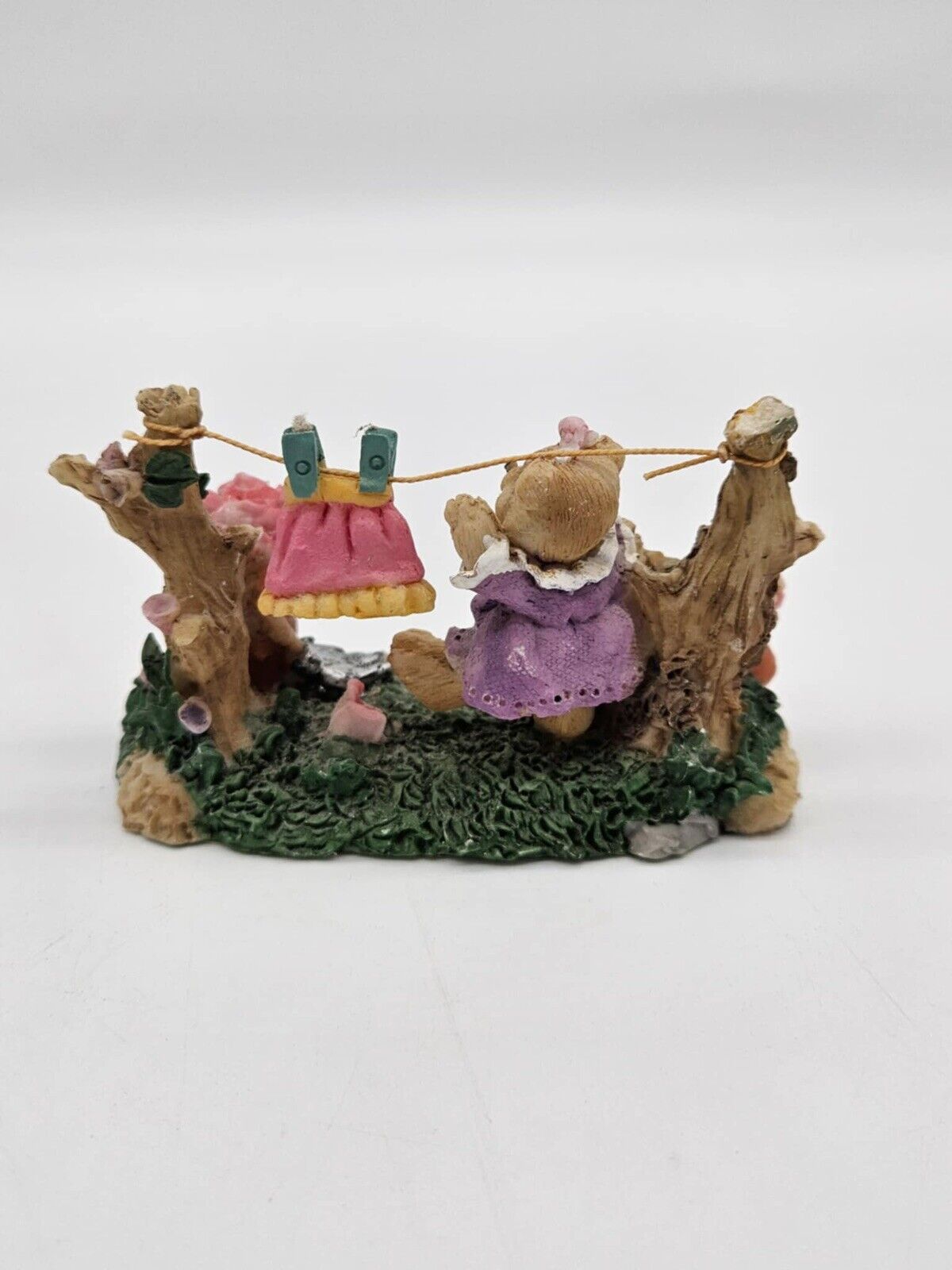 K’s Collection Vintage Ceramic Bear Laundry Figurine