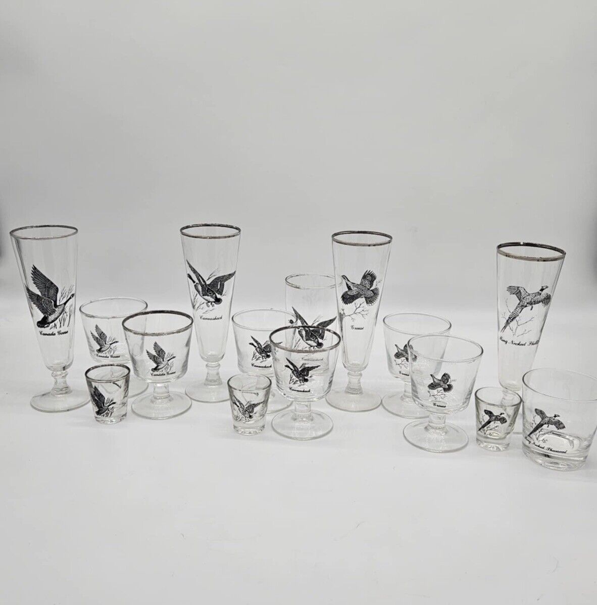 LOT OF 15 Vintage Federal Game Bird Barware Glasses