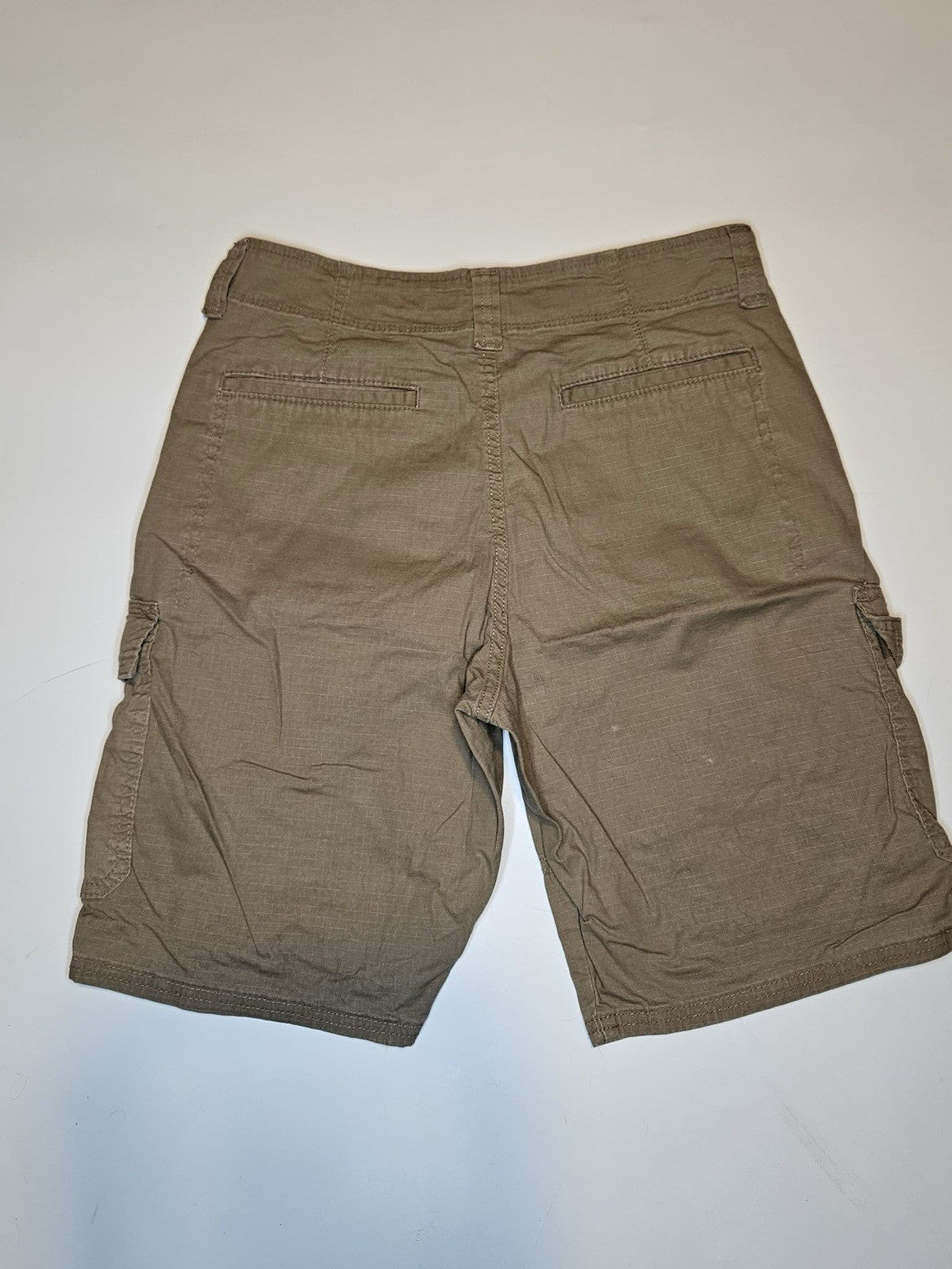 Wrangler Relaxed Fit Cargo Shorts Men’s Size 30 Khaki