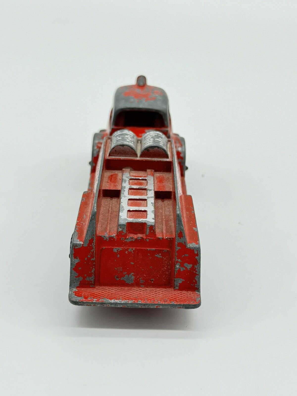 Old Vtg HUBLEY Metal Diecast Red Fire Engine Truck Toy Made In The USA