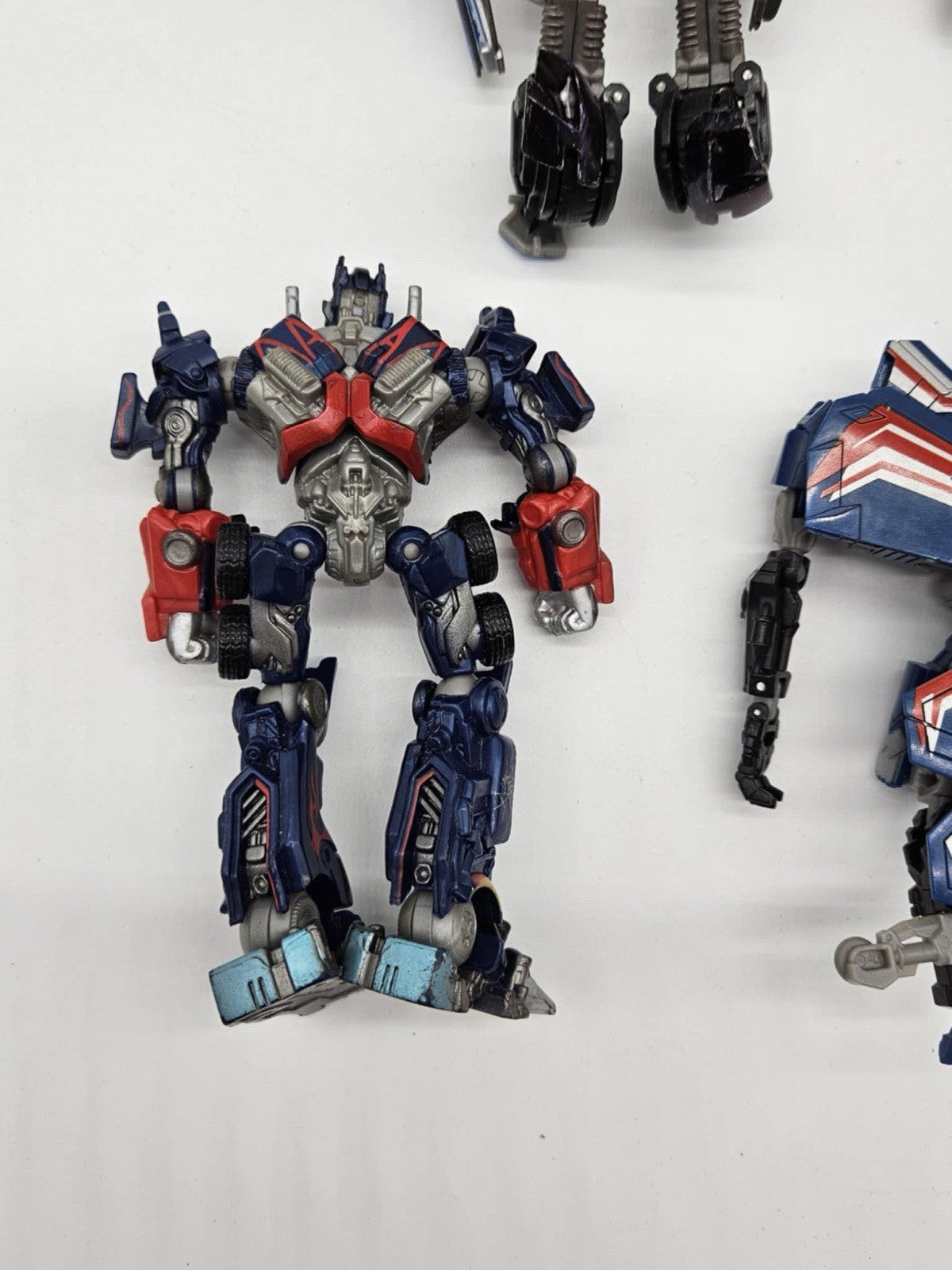 Lot of 5  Transformers Dark of the Moon Action Figures