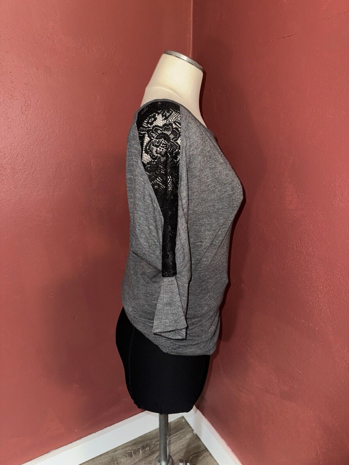 IZ BYER Grey Ribbed w/ Black Laced Top ~ Sz M