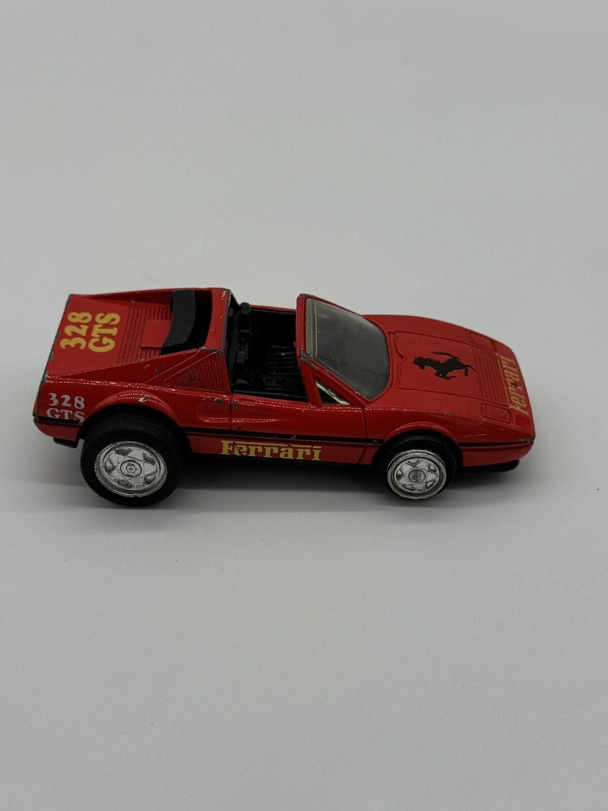 Vintage Hot Wheels Mattel Ferrari Red Fast 1986 Diecast Small Race Toy Car 006
