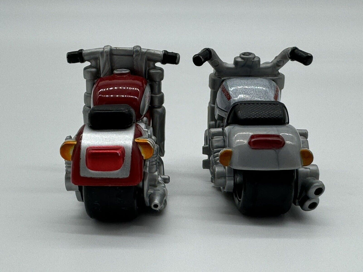 Set of 2 Maisto Cycle Town Harley Davidson Mini 2" Motorcycles Fatboy Vehicles