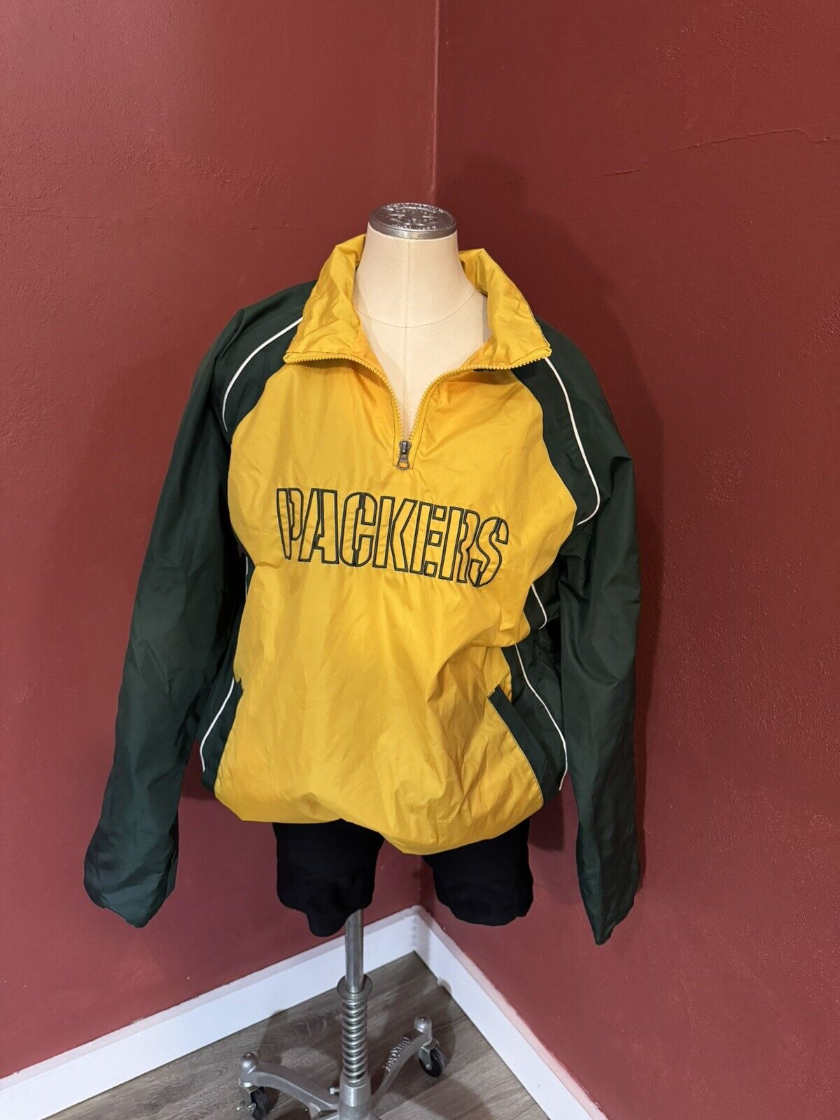 Official NFL Green Bay Packers Track Jacket / Wind Breaker ~ Yellow ~ Size Large