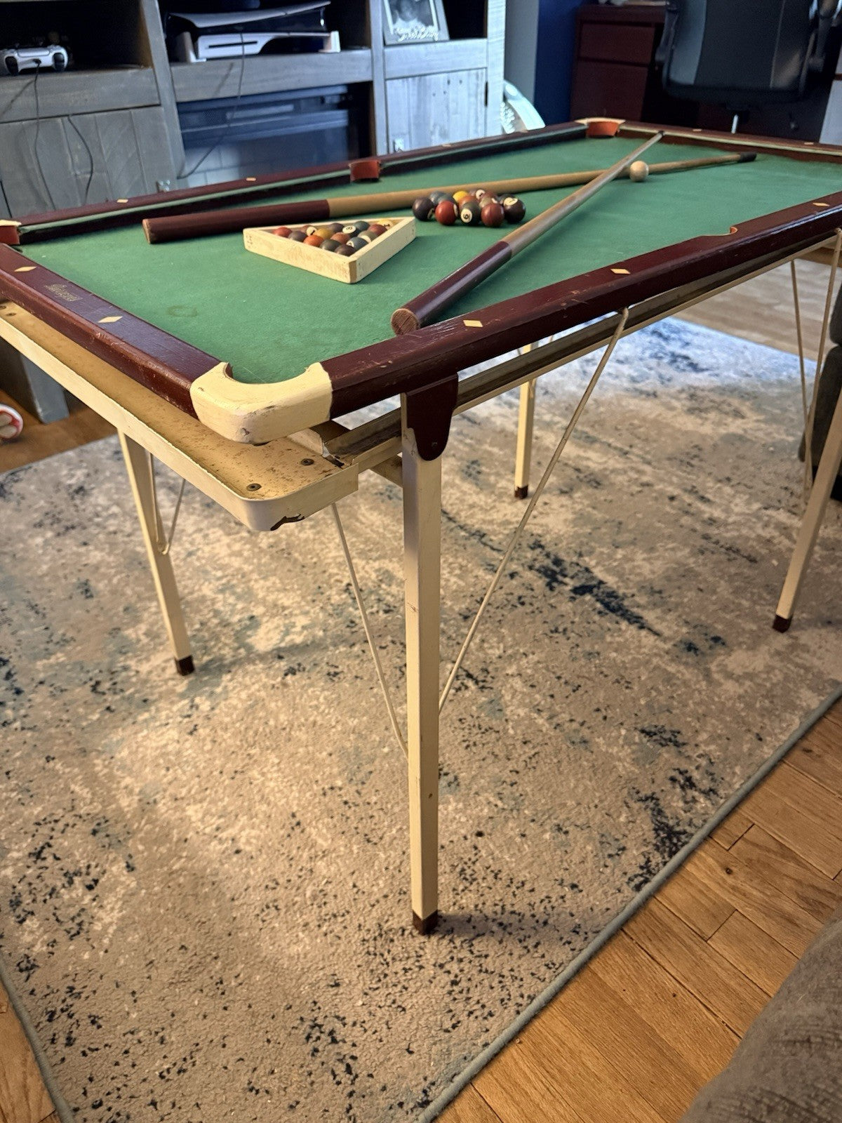 Vintage Burrowes 401 Miniature Pool table w/ 2 sticks, xtra balls & rack, RARE!!