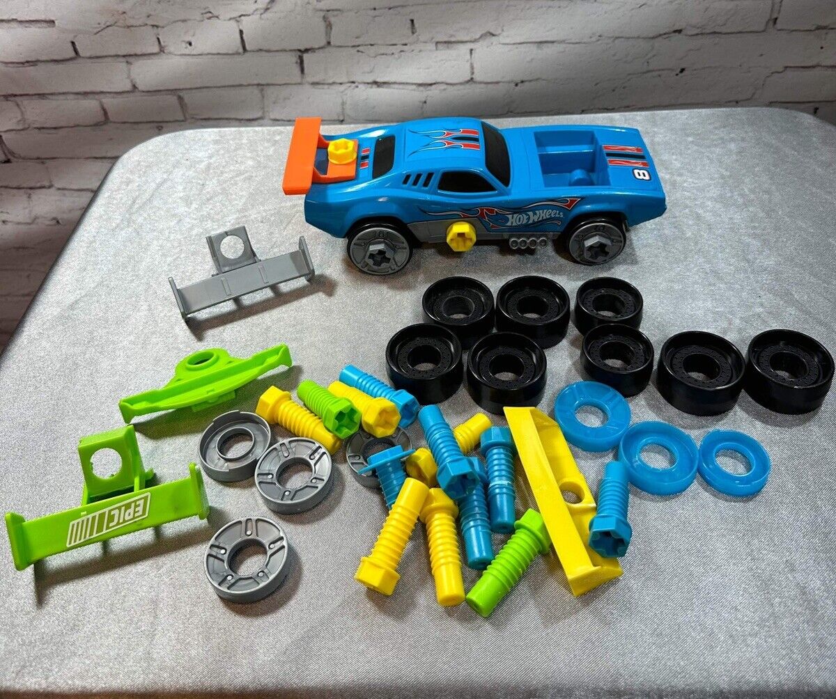 Hot Wheels Blue Roger Dodger Ready To Race Car Builder - No Tools