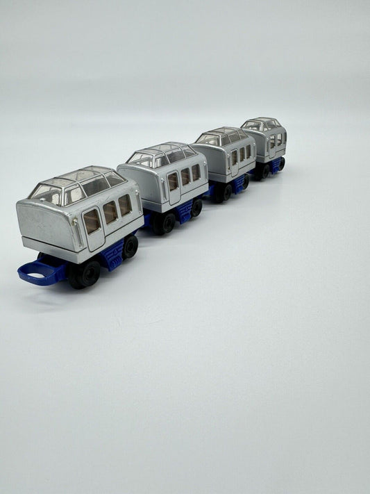 Fisher Price GeoTrax Silver Bullet Highland Scenic Lines - 4 Cars